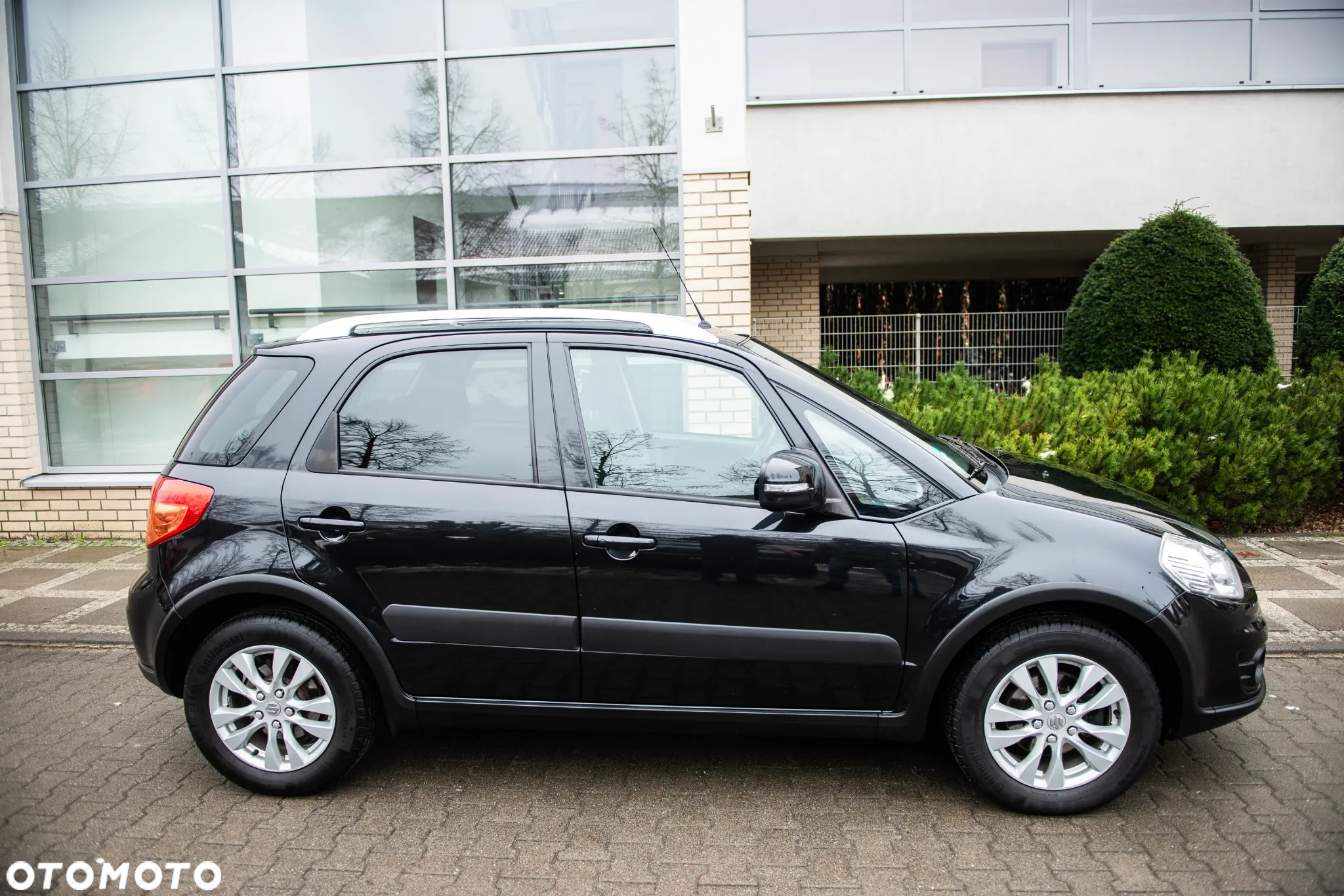 Suzuki SX4 1.6 Premium - 12