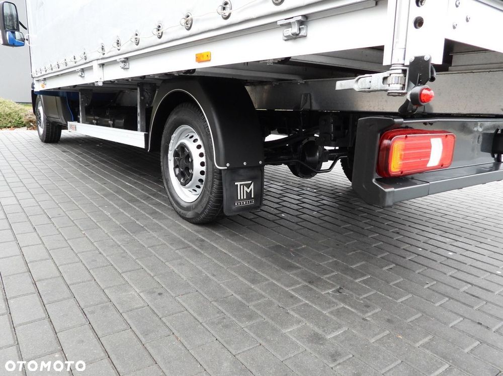 Iveco DAILY 35S21 PLANDEKA 10 PALET WEBASTO TEMPOMAT NAWIGACJA LEDY AUTOMAT HI-MATIC KLIMATYZACJA  210KM - 18