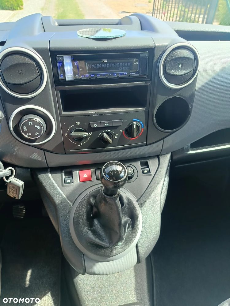 Peugeot Partner - 32