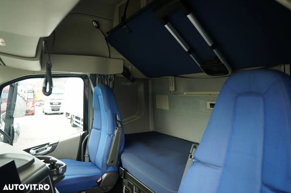 Volvo FH 500 / XXL / + CORTINĂ KRONE / MEGA KIT / PLATĂ JOSĂ / DUPĂ CONTRACT DE SERVICE GOLD / DIN GERMANIA / - 29