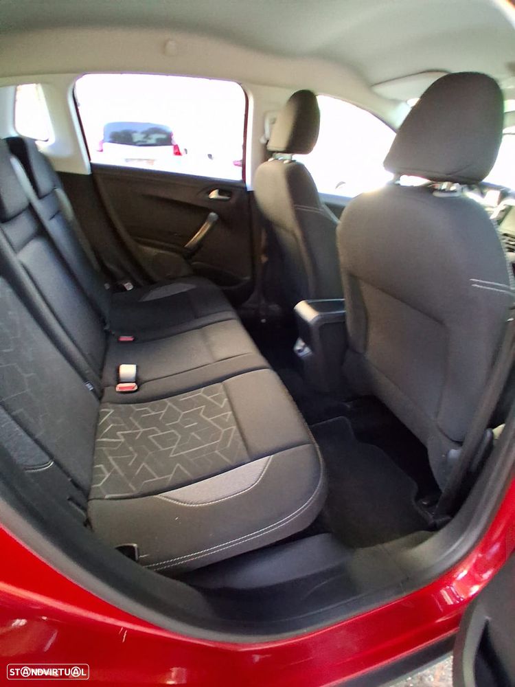 Peugeot 2008 - 31