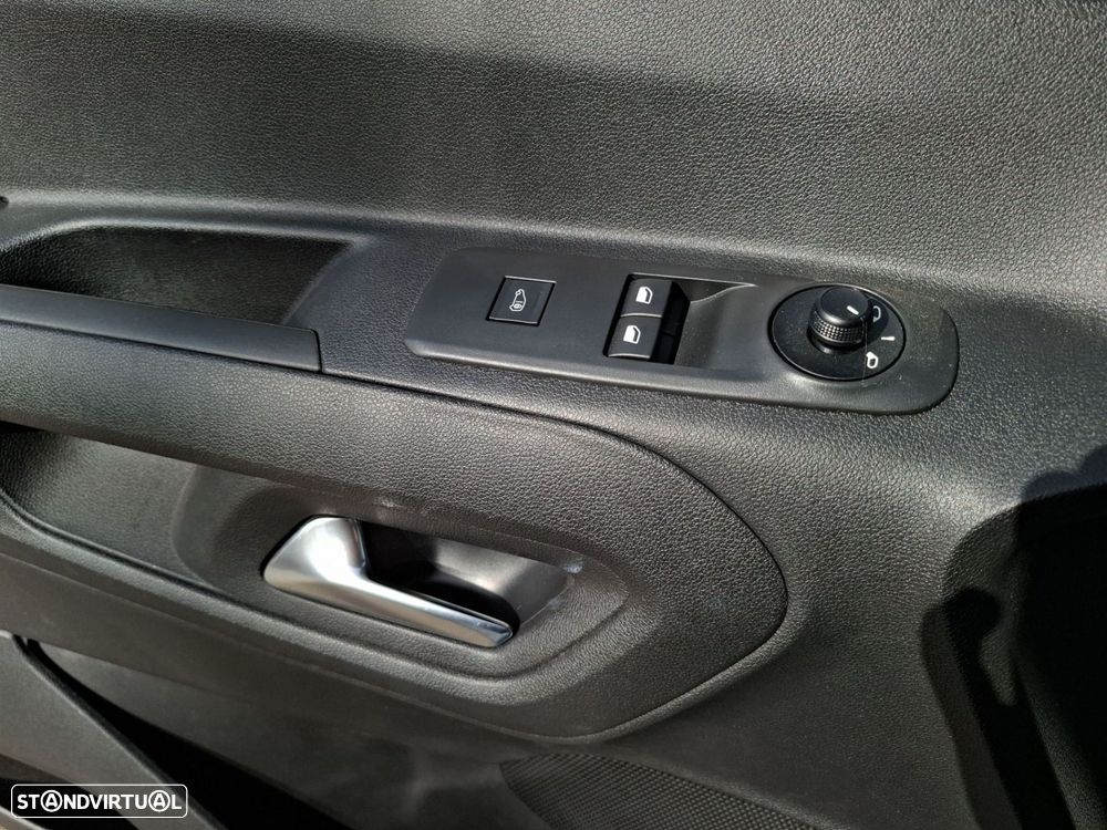 Peugeot Partner E-Partner Standard Electrico 136 cv - 22