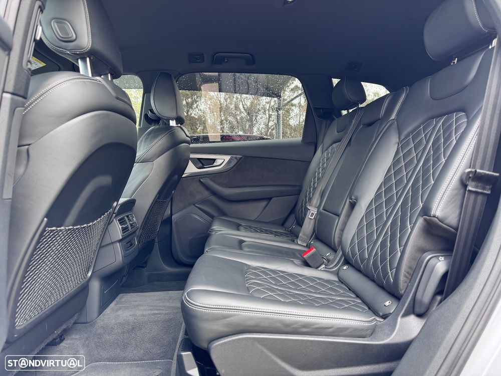 Audi Q7 3.0 TDI e-tron quattro S-line Tiptronic - 9