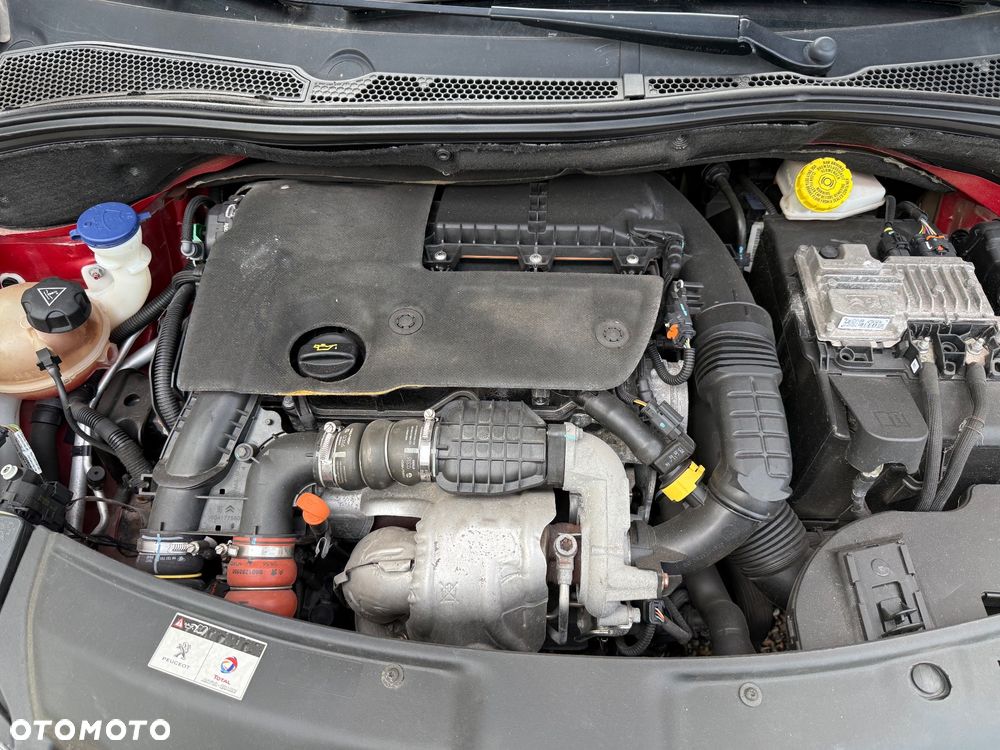 Peugeot 208 - 26