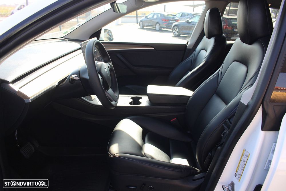 Tesla Model Y Tração Traseira - 31