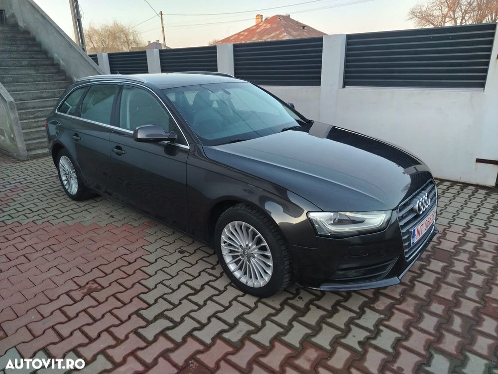 Audi A4 2.0 TDI DPF Ambiente - 1