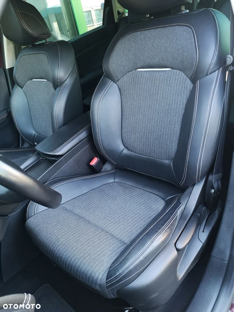 Renault Scenic 1.3 TCe FAP Intens EDC - 27