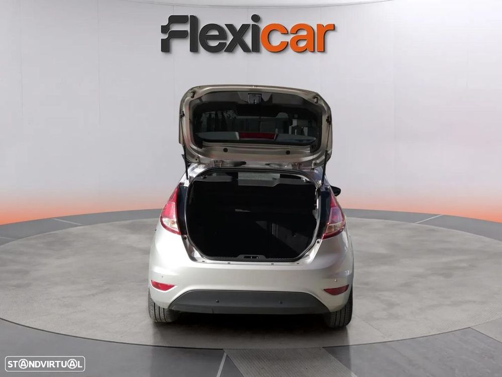 Ford Fiesta 1.5 TDCi Titanium - 9