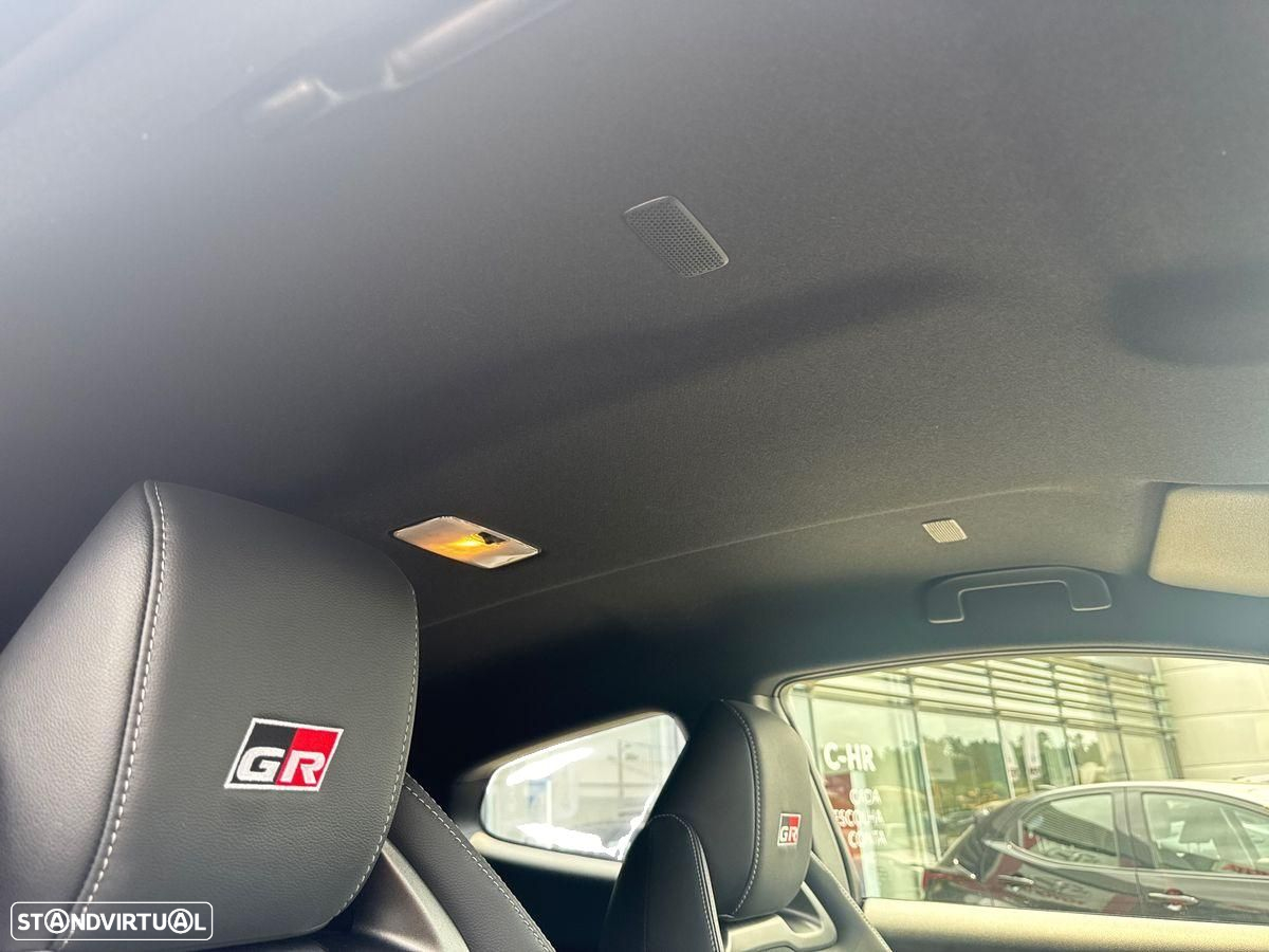 Toyota Yaris GR 1.6 T Legend T/M - 18