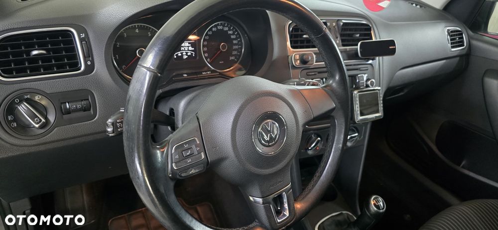 Volkswagen Polo 1.4 16V Comfortline Optimum - 25