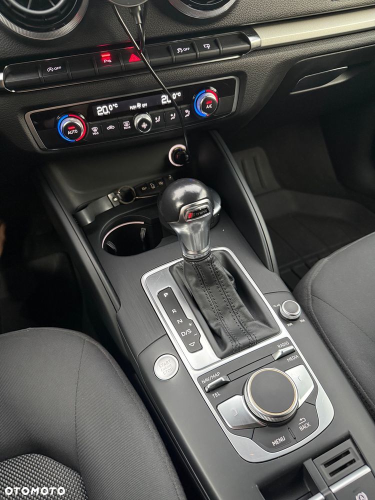 Audi A3 Sportback 1.4 TFSI CoD S tronic - 20