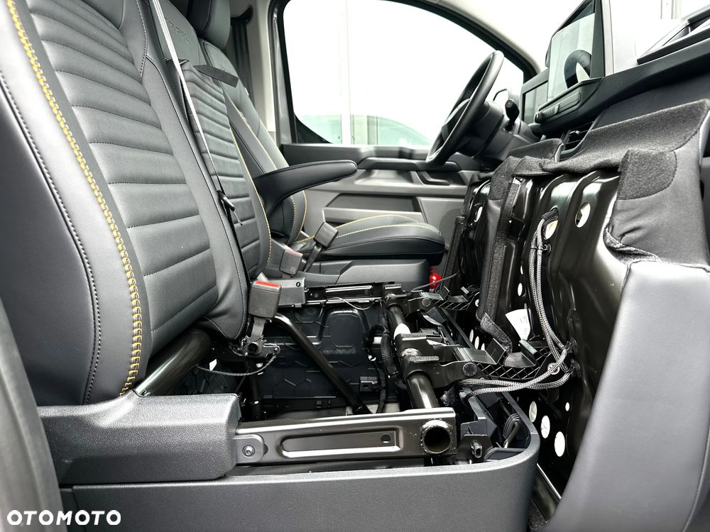 Ford Transit Custom - 32
