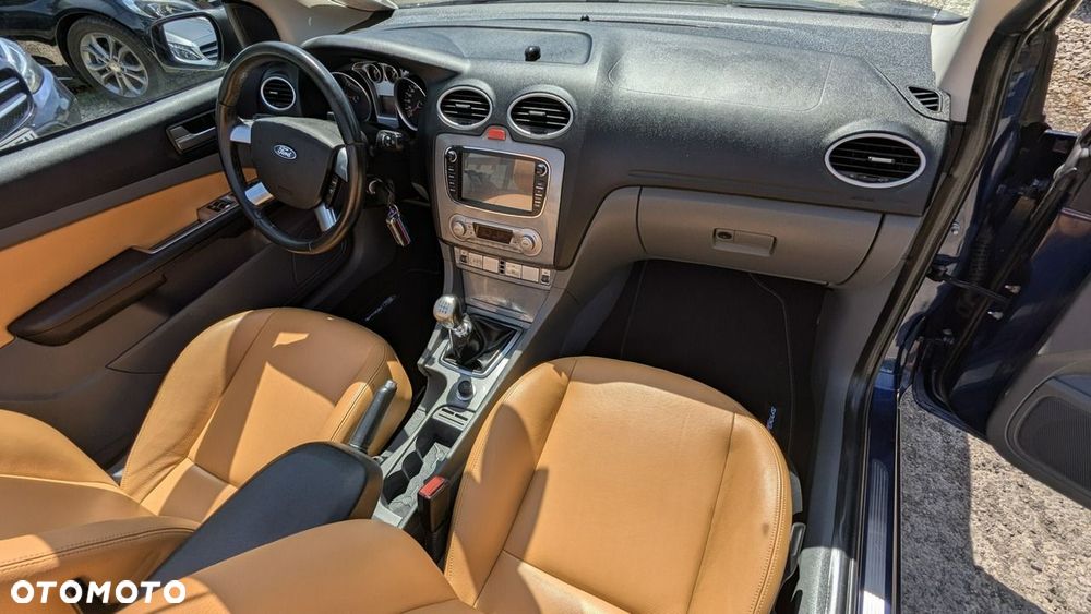 Ford Focus - 22