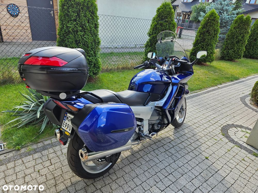 Yamaha FJR - 6