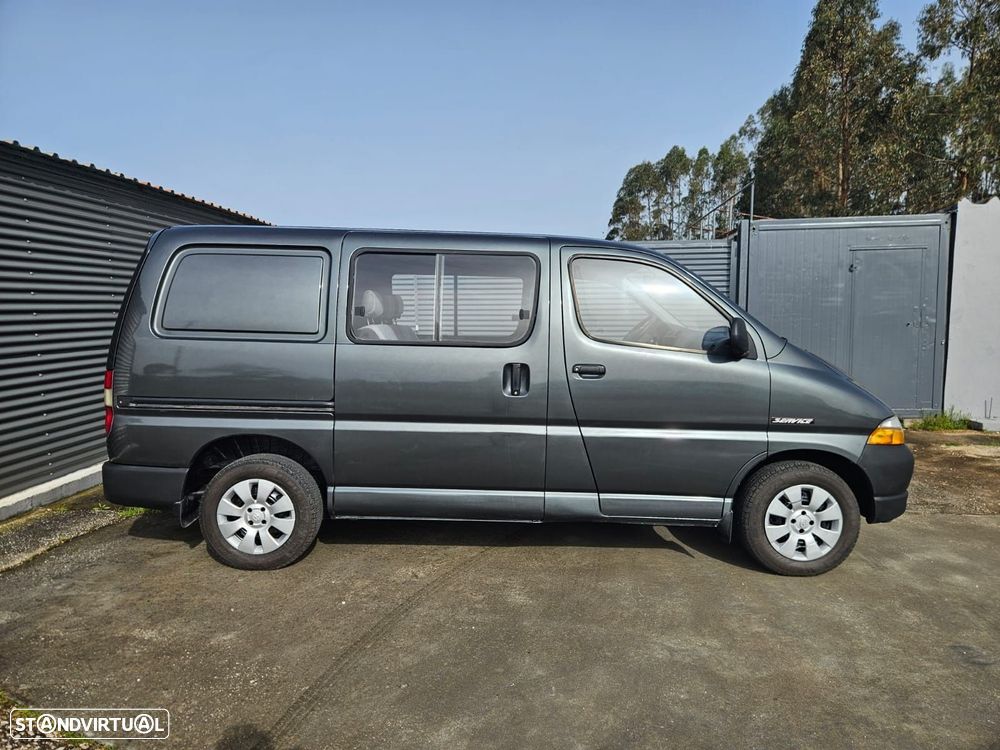 Toyota HiAce 2.4 D LXH12LG - 6