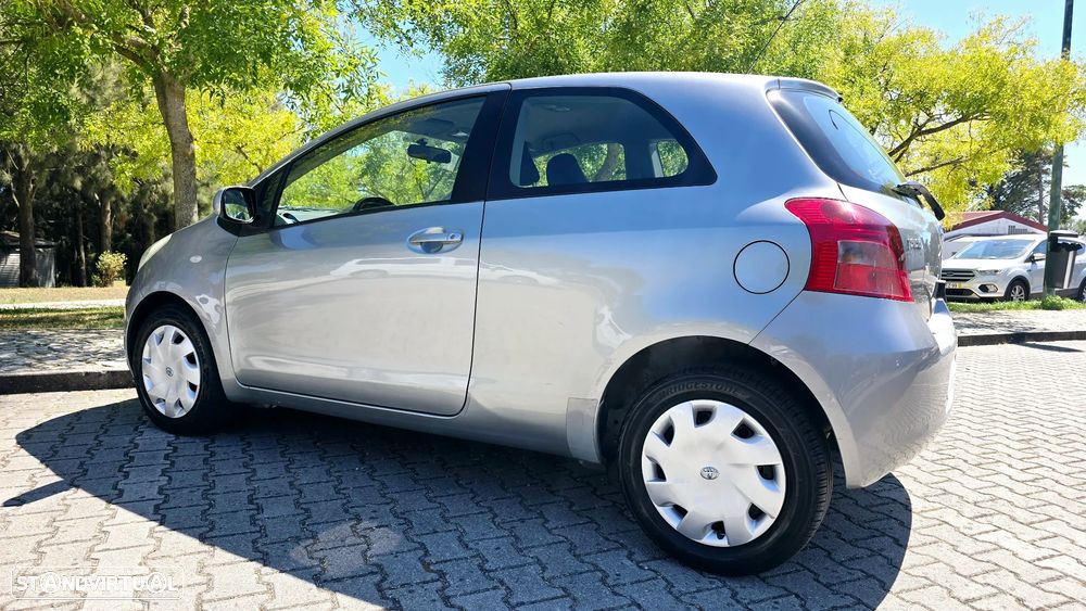 Toyota Yaris 1.0 VVT-i AC Manual - 15