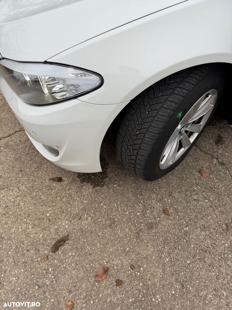 BMW Seria 5 525d xDrive AT - 9