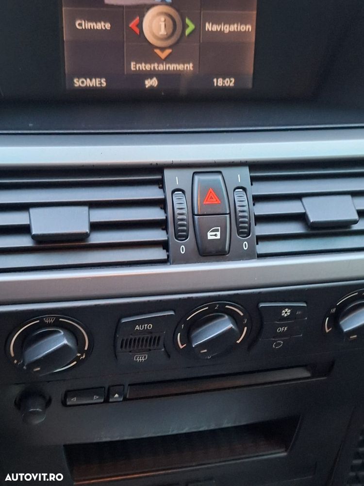 BMW Seria 5 525d Touring - 7