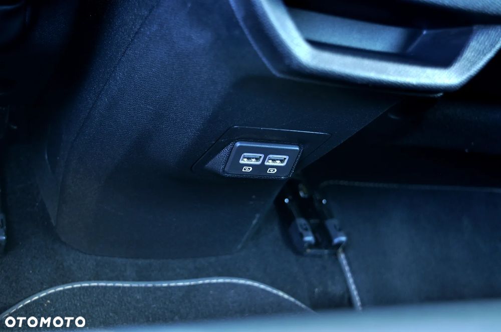 Peugeot 3008 1.6 PureTech Hybrid PHEV Active Pack S&S EAT8 - 22
