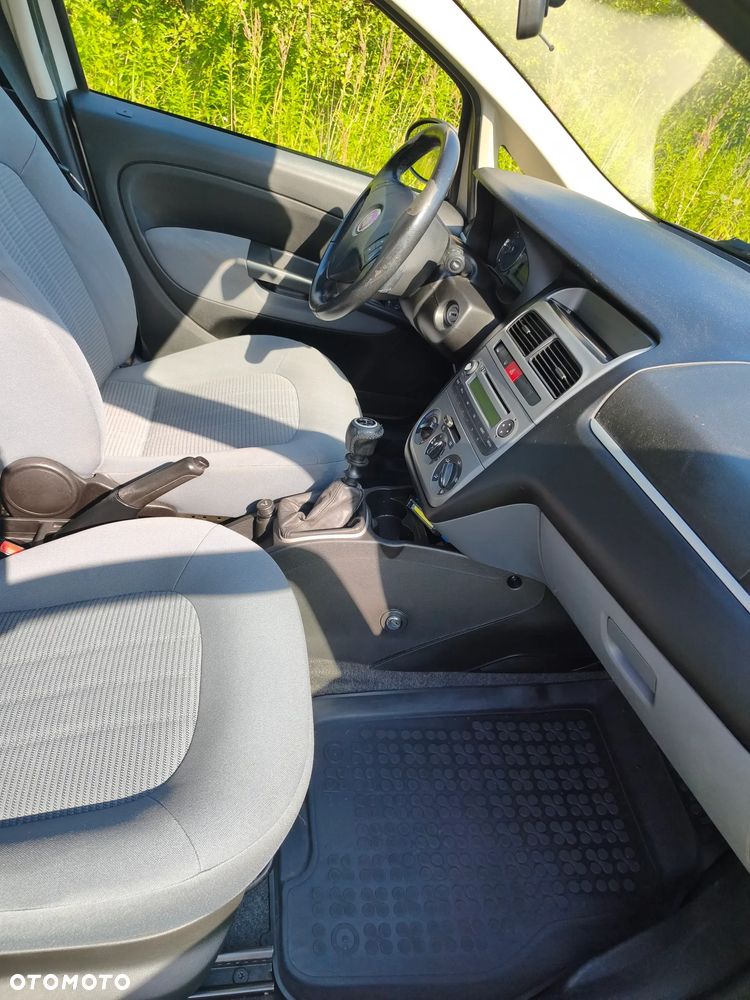 Fiat Linea - 13