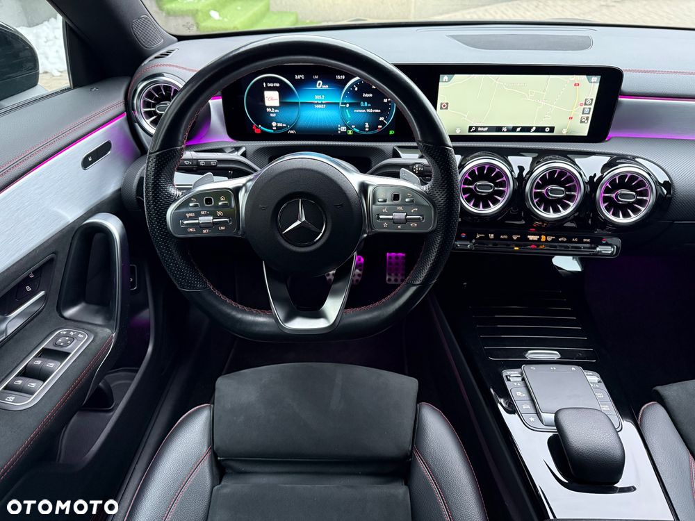 Mercedes-Benz CLA 180 7G-DCT Edition AMG Line - 28