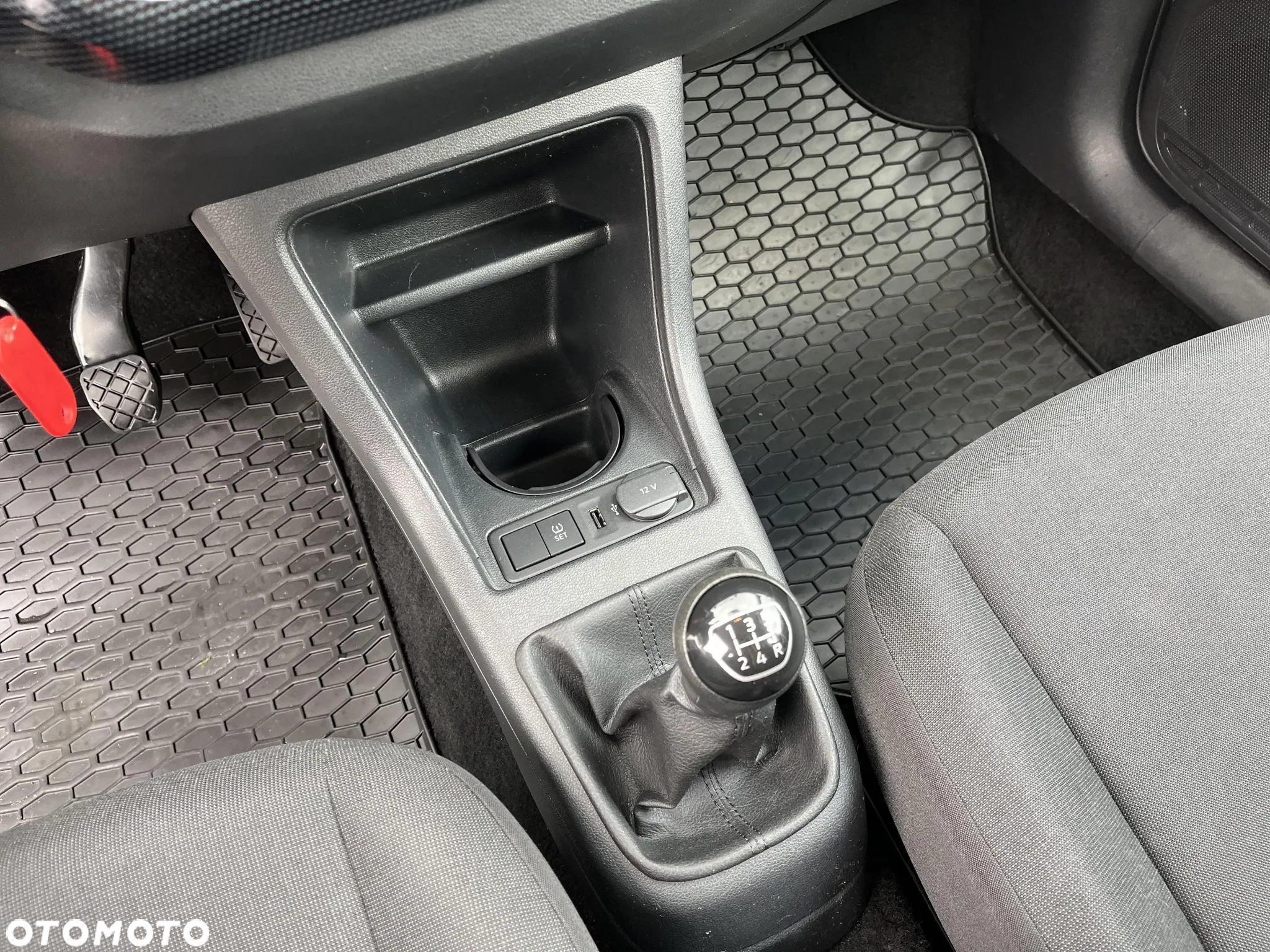 Volkswagen up! 1.0 move - 15