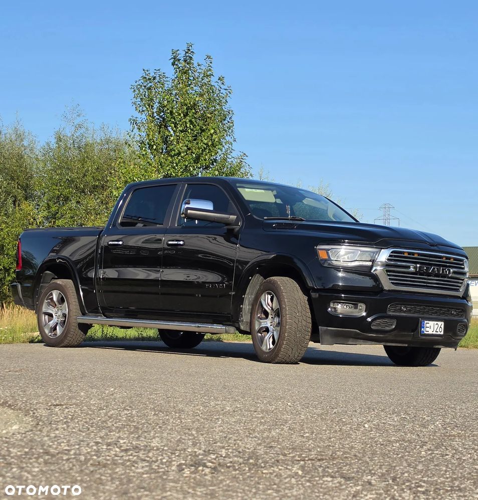 RAM 1500 Crew Cab Shortbed Laramie - 3