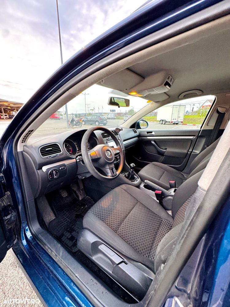 Volkswagen Golf 1.6 TDI DPF Trendline - 24
