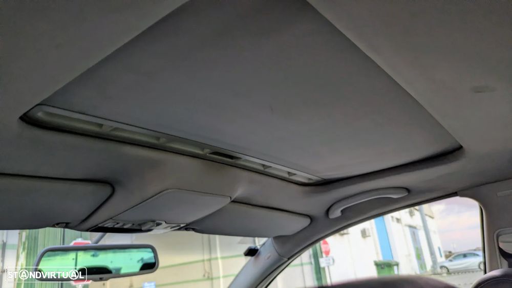 VW Passat Variant 1.9 TDi Highline Tip - 7