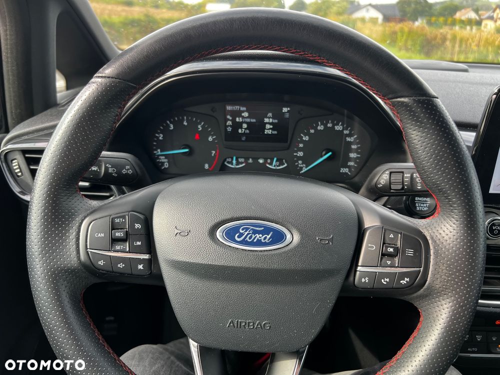 Ford Fiesta - 12