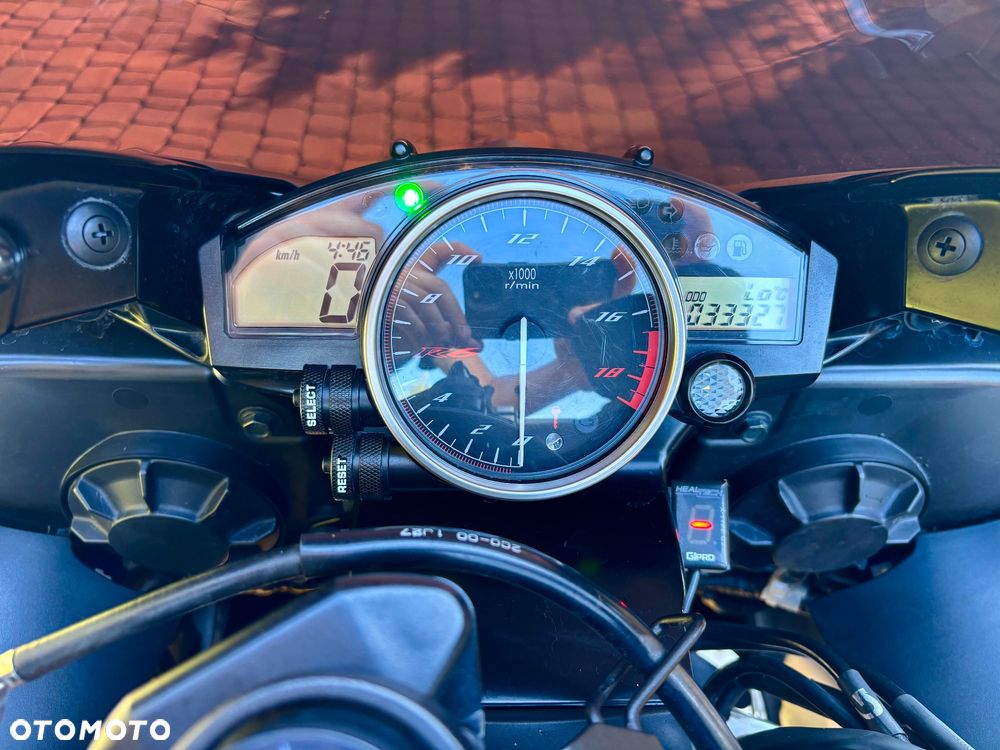 Yamaha R6 - 15