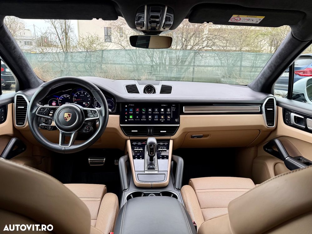 Porsche Cayenne S - 13
