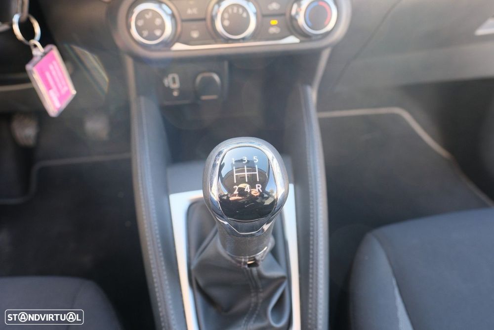 Nissan Micra - 13