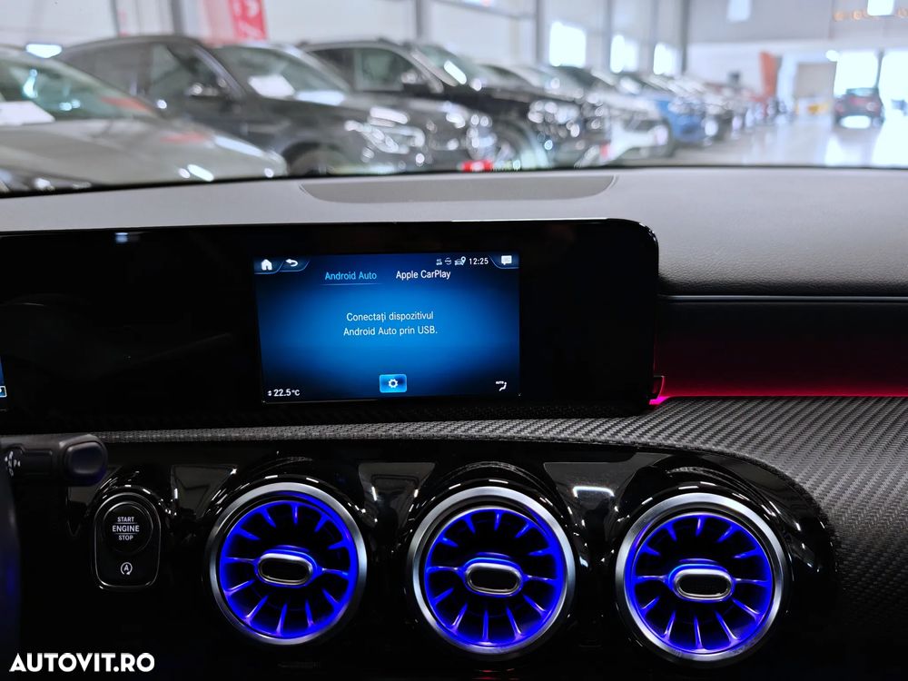 Mercedes-Benz CLA 180 7G-DCT - 13