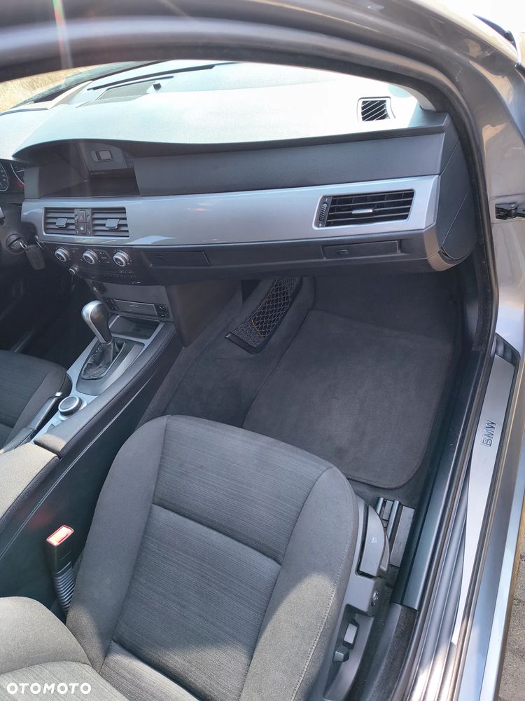 BMW Seria 5 520d Special Edition - 21
