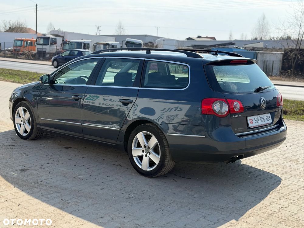 Volkswagen Passat - 8