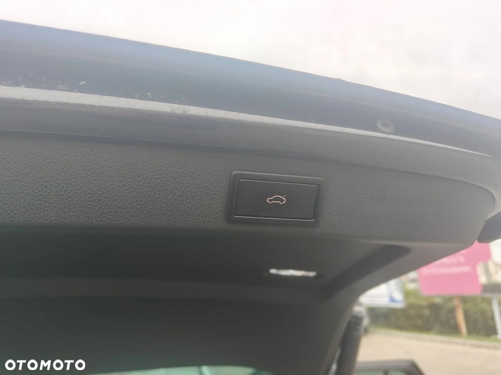 Skoda Superb 2.0 TDI SCR Style DSG - 9