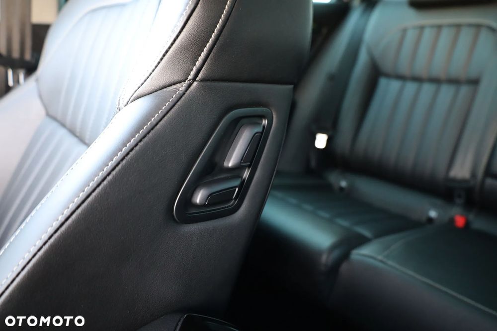 Skoda Superb 2.0 TDI DSG Premium Edition - 24
