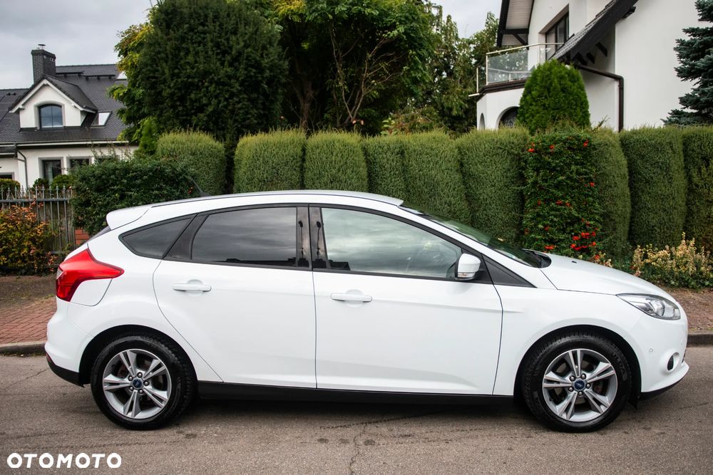 Ford Focus 2013 photo 4