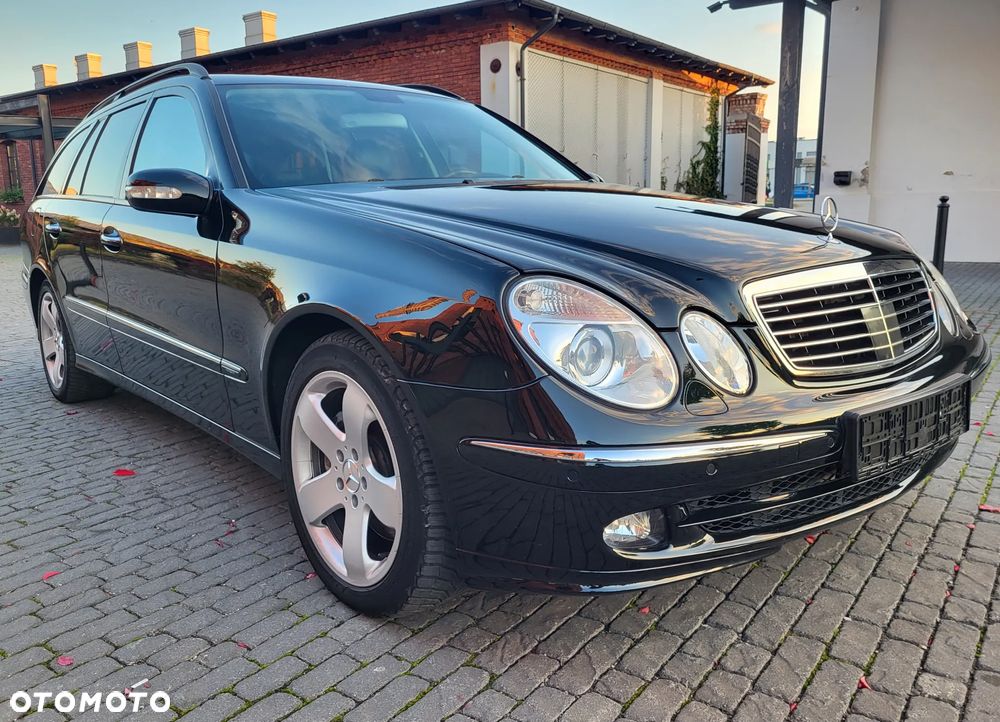 Mercedes-Benz Klasa E 500 T Avantgarde - 6