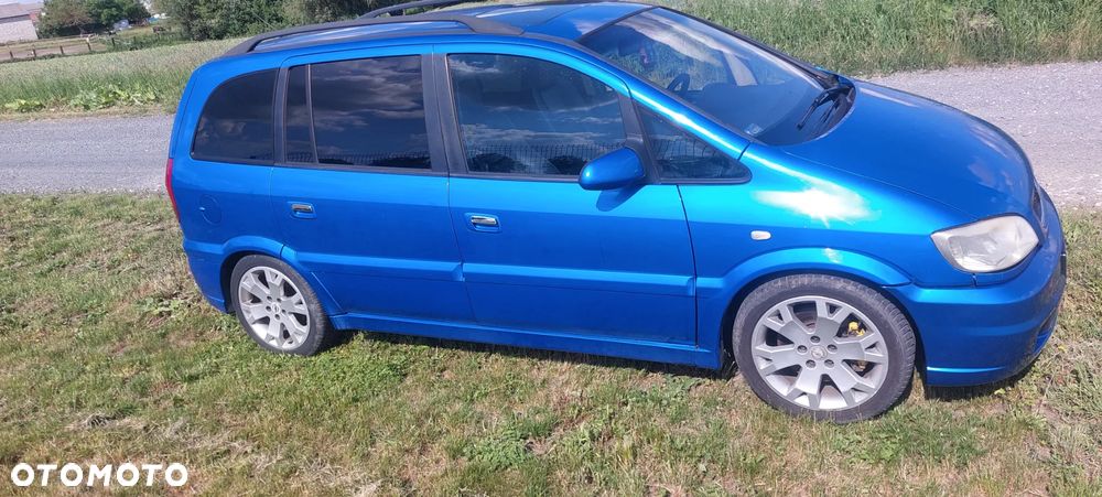 Opel Zafira - 2