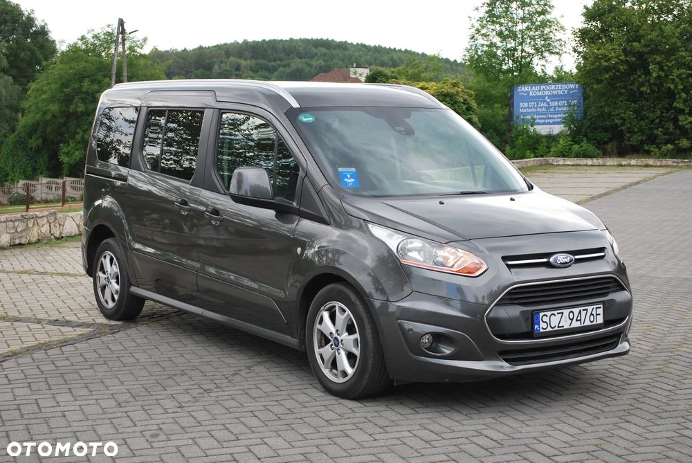 Ford Tourneo Connect Grand - 29