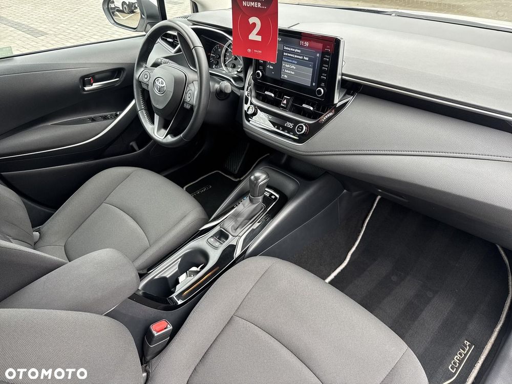 Toyota Corolla 1.8 Hybrid Comfort - 13