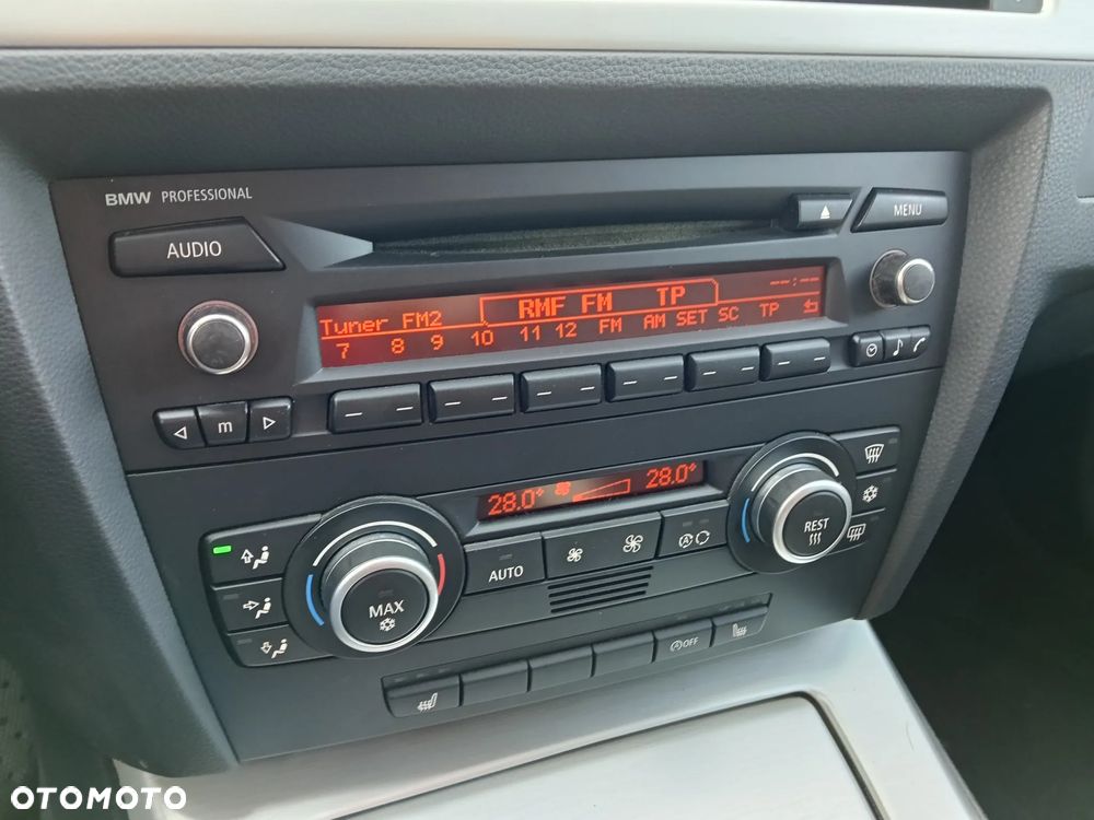 BMW Seria 3 320i - 19