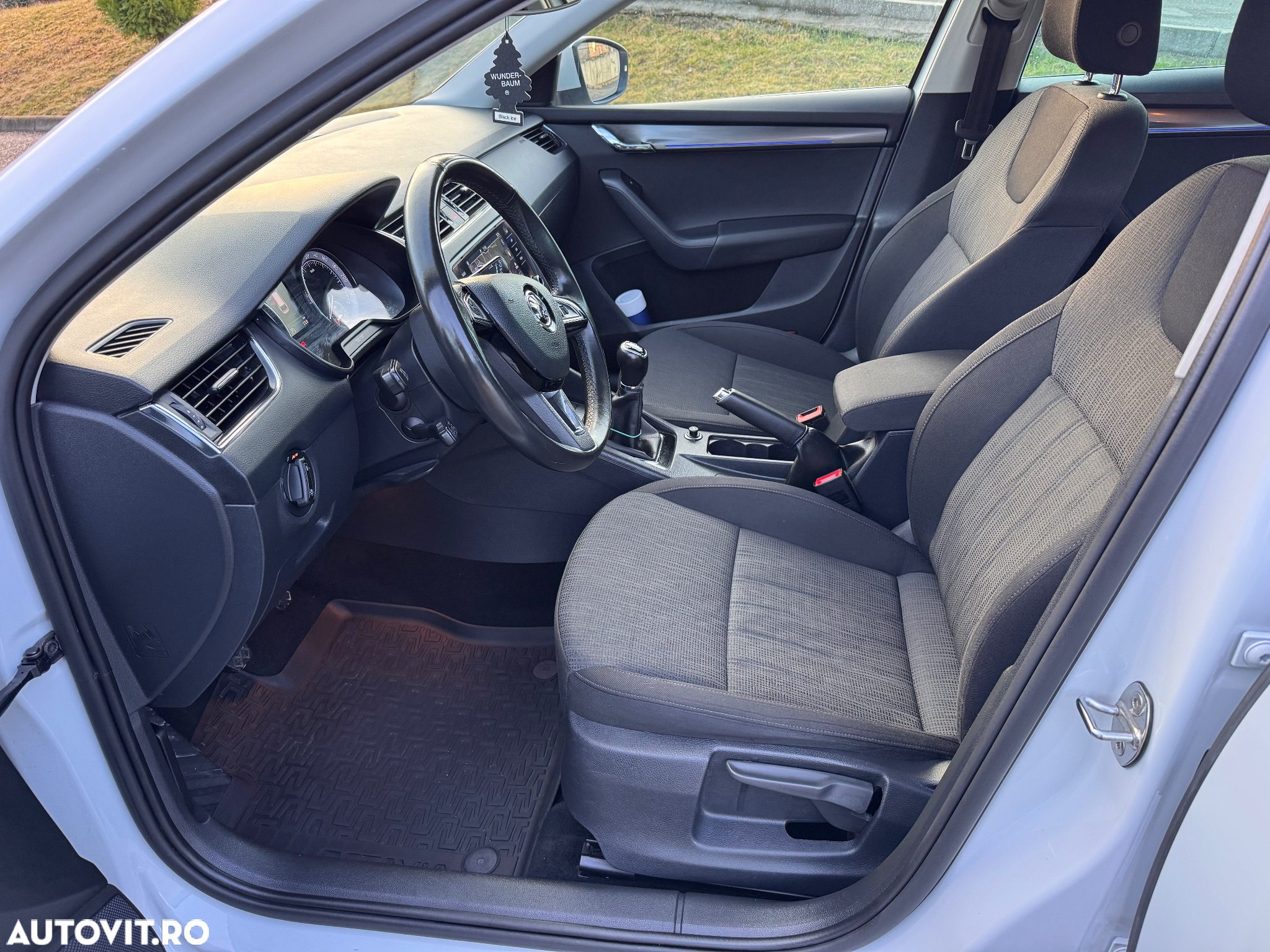 Skoda Octavia Combi Diesel 1.6 TDI Style - 31