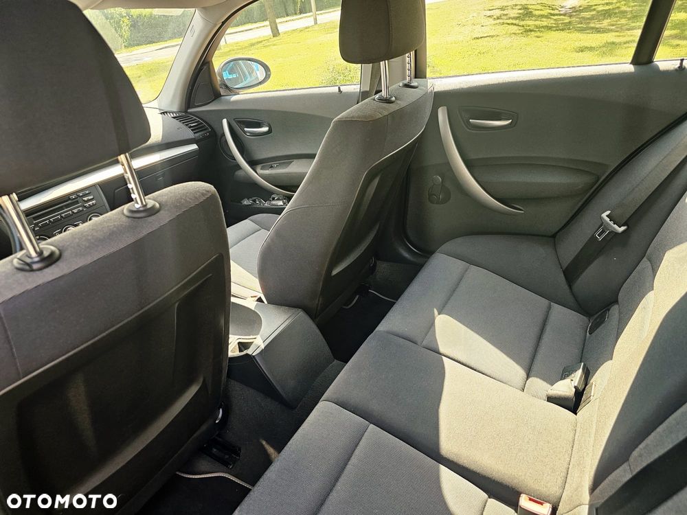 BMW Seria 1 116i - 15