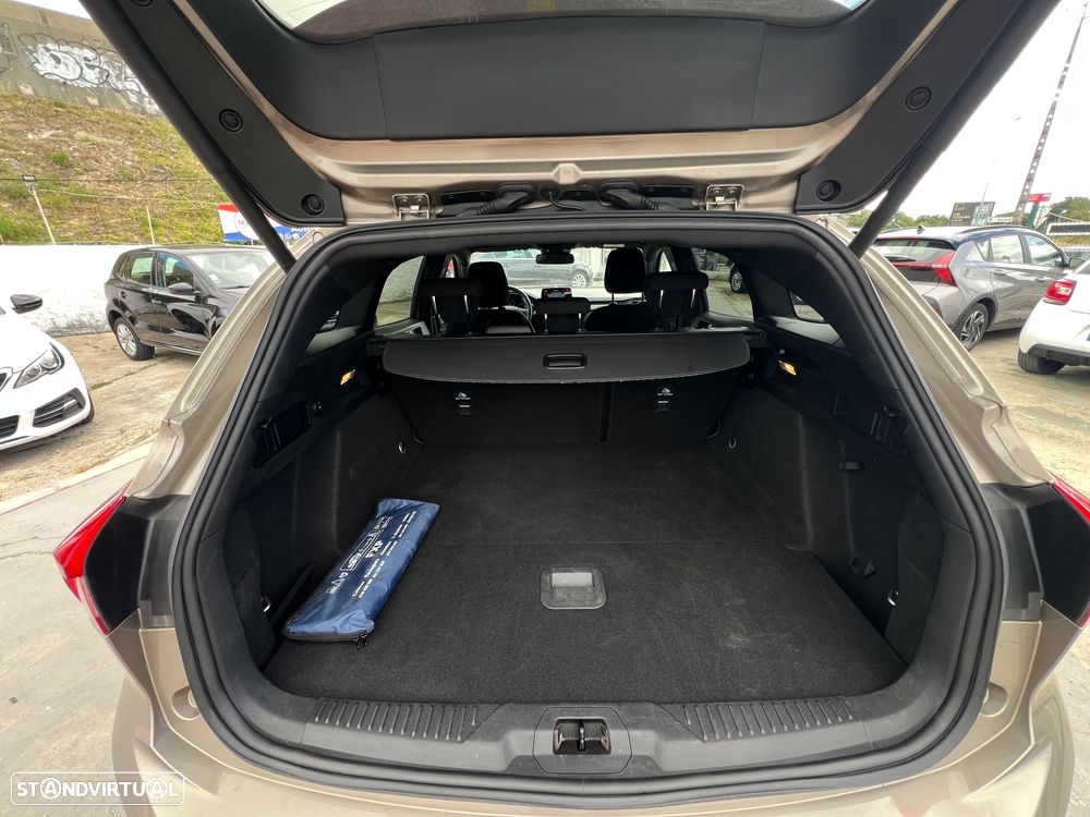 Ford Focus SW 1.5 TDCi EcoBlue ST-Line - 10