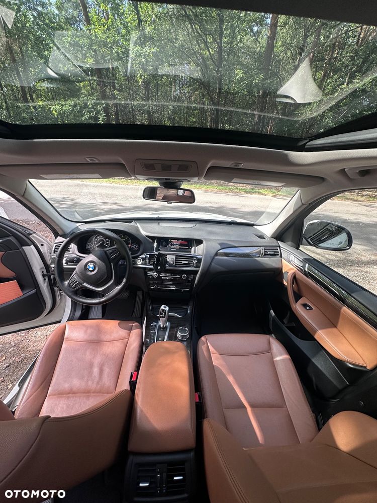 BMW X3 xDrive20d Luxury Line - 16