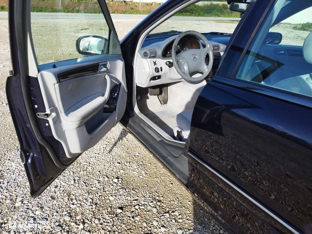 Mercedes-Benz C 200 - 7