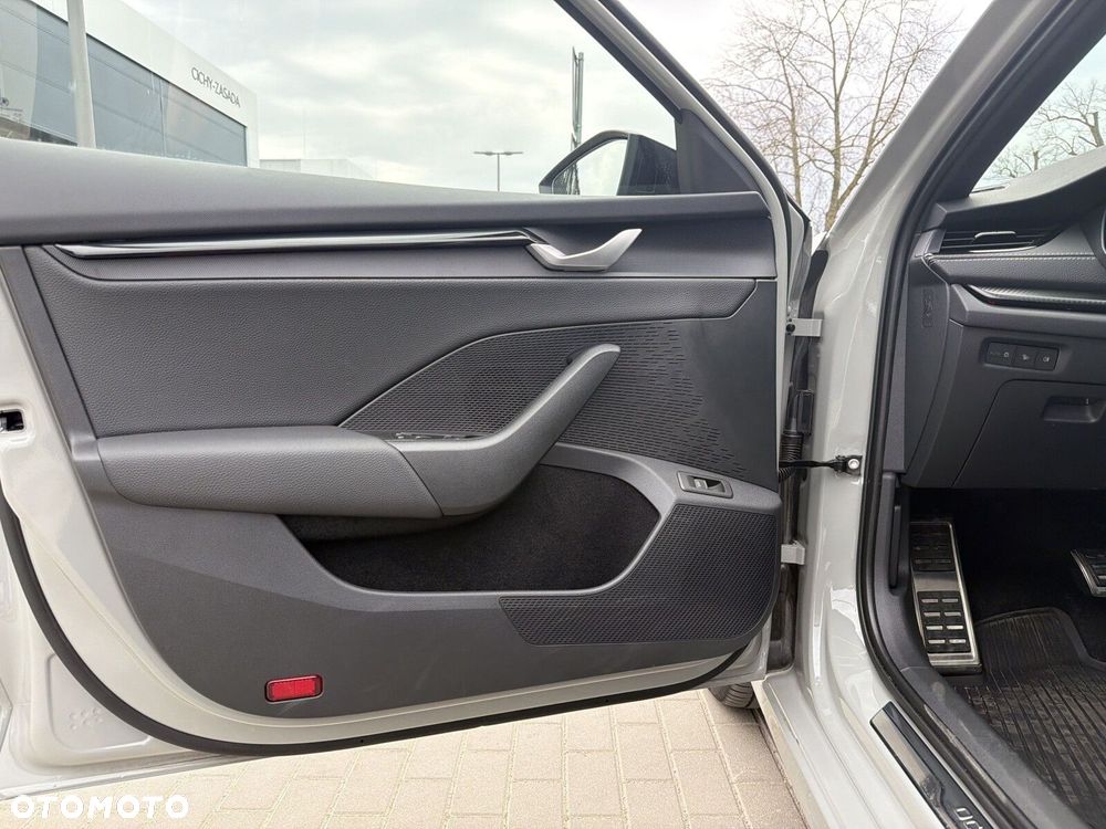 Skoda Octavia - 10